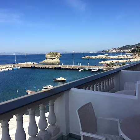 La Sirenella Lacco Ameno (Isola d'Ischia)